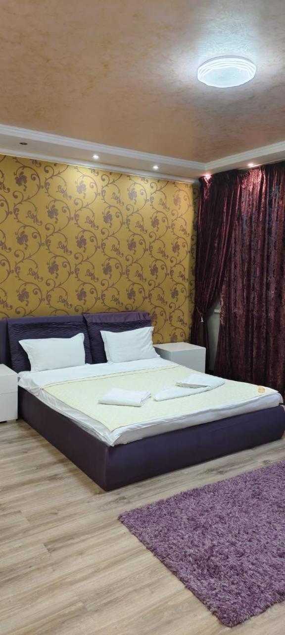 Nurly Tau 2Room Apartments Алмати Екстер'єр фото