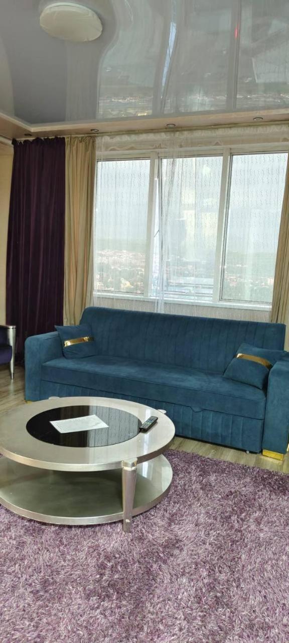 Nurly Tau 2Room Apartments Алмати Екстер'єр фото